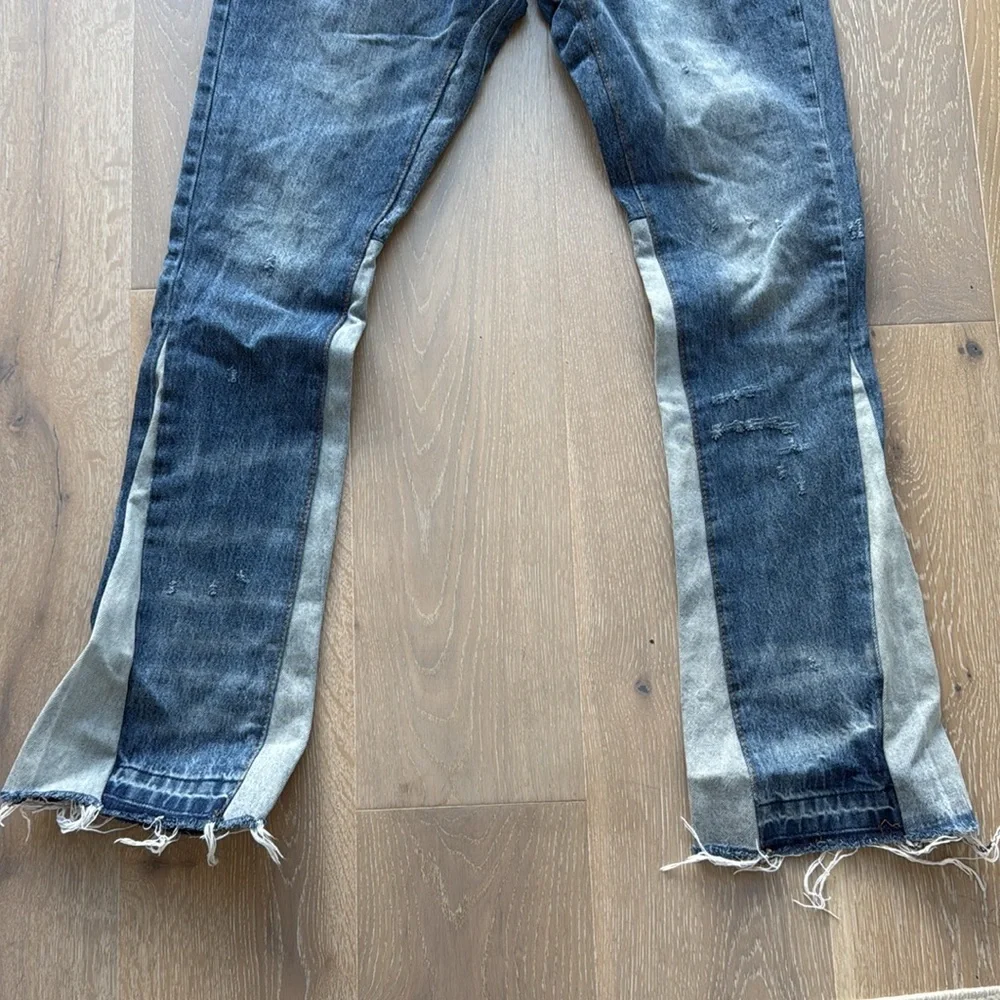 MNML denim relaxed jeans. Size 31. Good condition. Gently used. - Picture 3 of 5